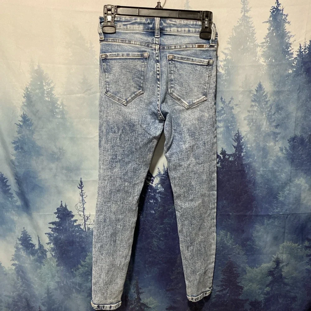 KanCan Jeans Women's 0/23 Blue Acid Wash Distressed High Waist Raw Hem Denim